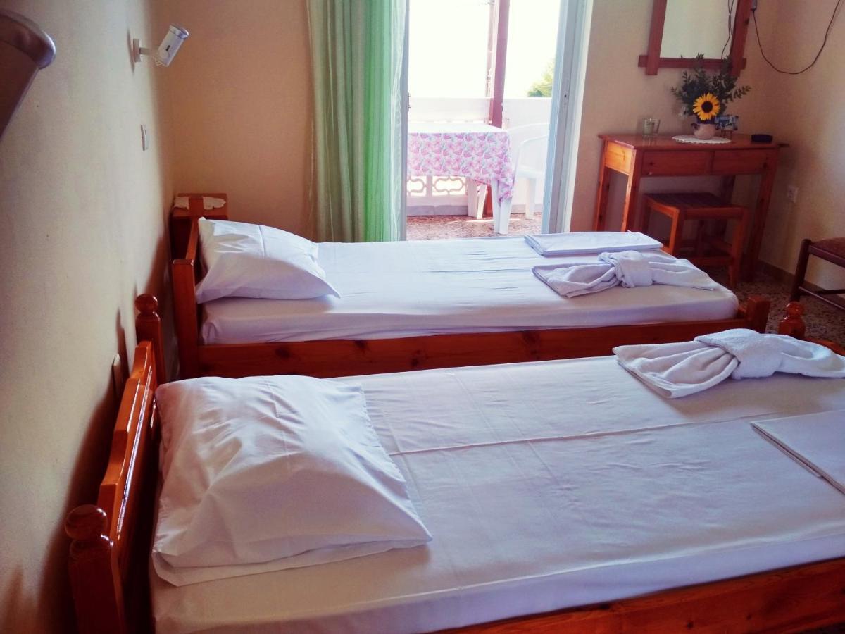 Billy'S Amoudi Apartments Extérieur photo